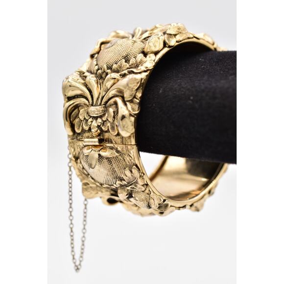 Whiting & Davis Vintage Bangle Bracelet Intricate Gold Chunky Signed 1950s Bin7 - Picture 2 of 12